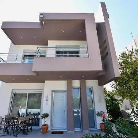 Dionysus Seaside Villa 伊利索斯 外观 照片